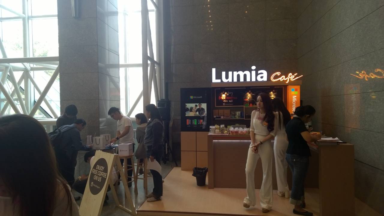 Lumia_cafe_thailand_02